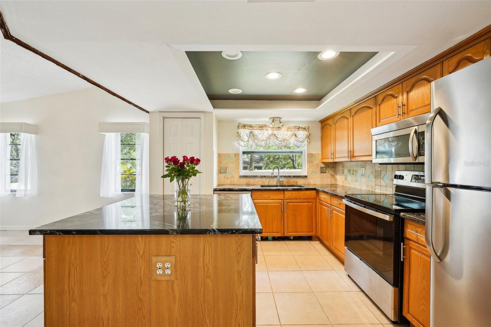 Image 22 of 89 For 18633 Oak Way Drive