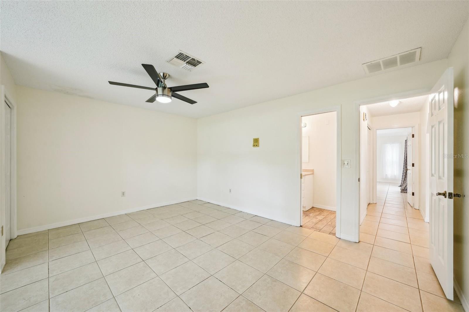 Image 25 of 89 For 18633 Oak Way Drive