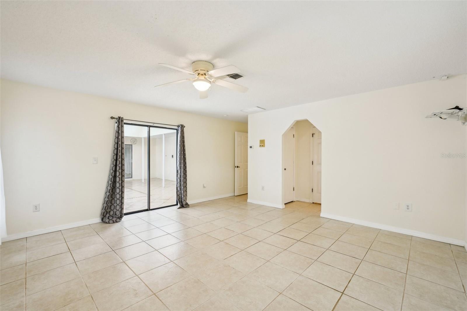 Image 30 of 89 For 18633 Oak Way Drive