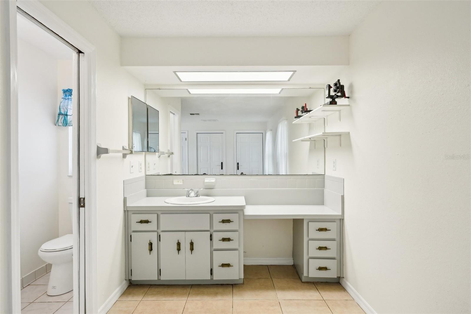 Image 37 of 89 For 18633 Oak Way Drive