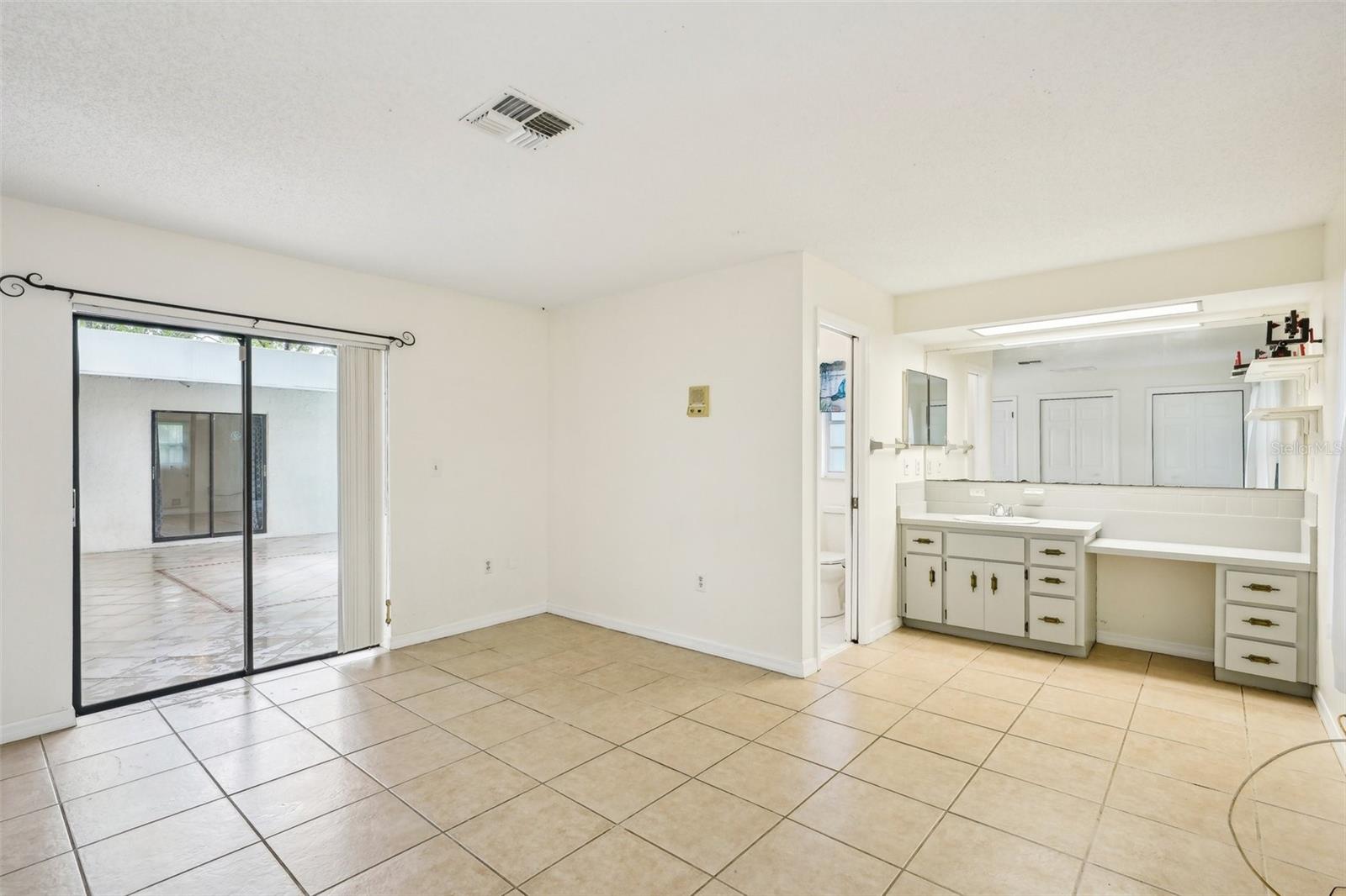 Image 38 of 89 For 18633 Oak Way Drive