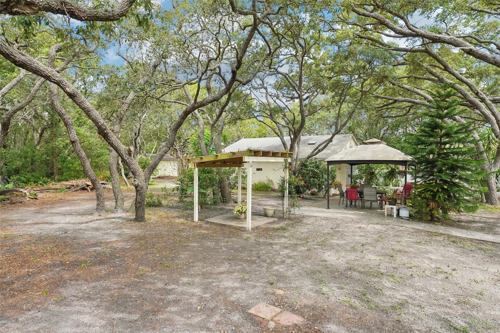 Image 56 of 89 For 18633 Oak Way Drive