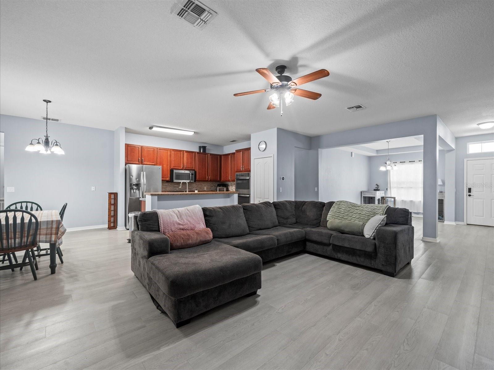 Image 16 of 57 For 6273 Pinehurst Drive