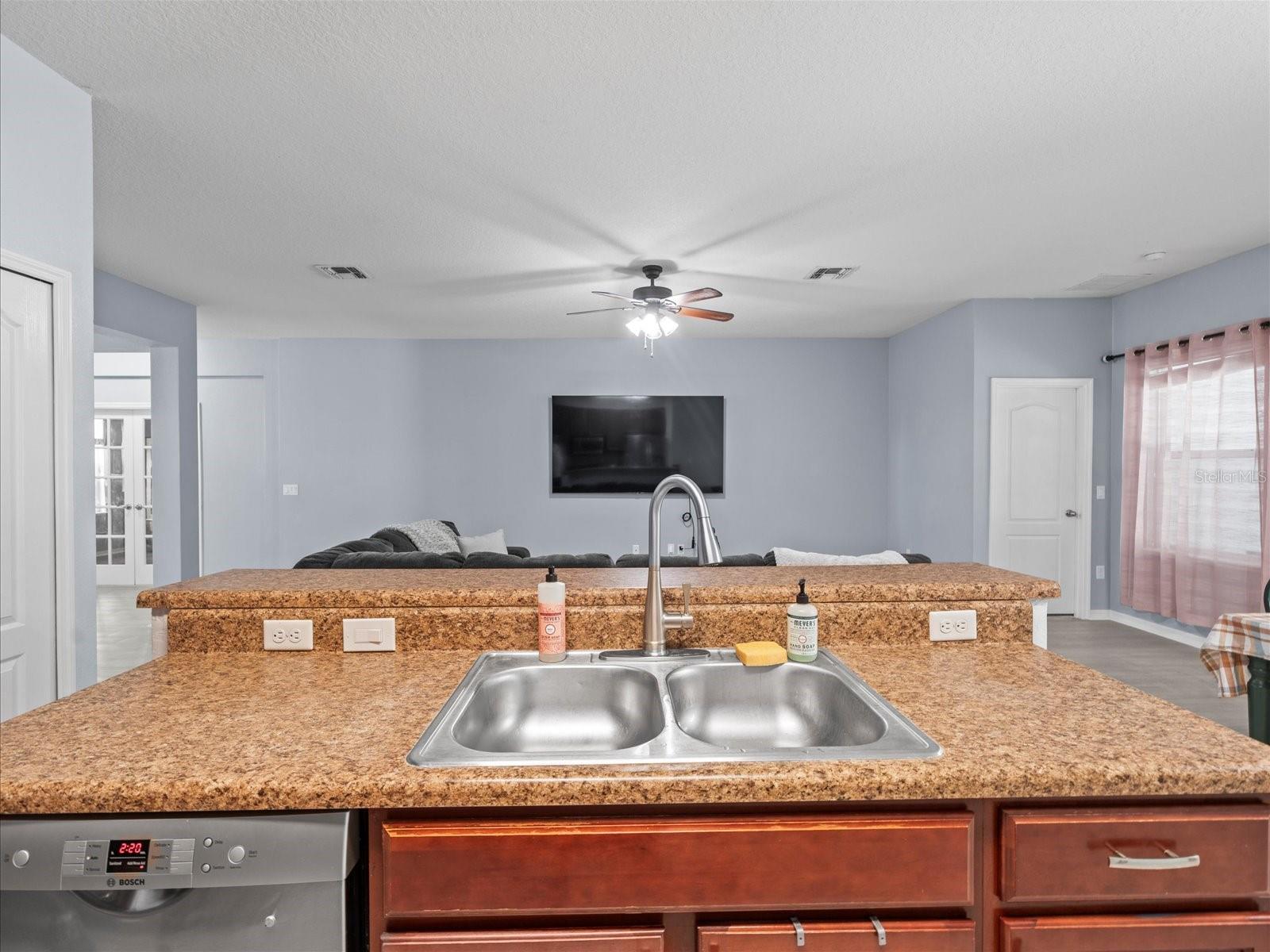 Image 24 of 57 For 6273 Pinehurst Drive