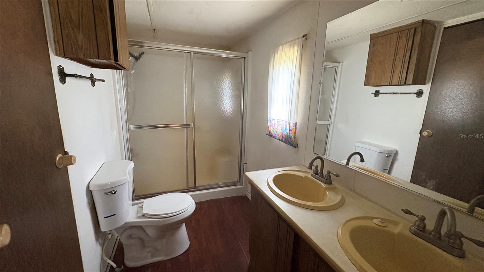 Image 14 of 15 For 17524 Valencia Drive