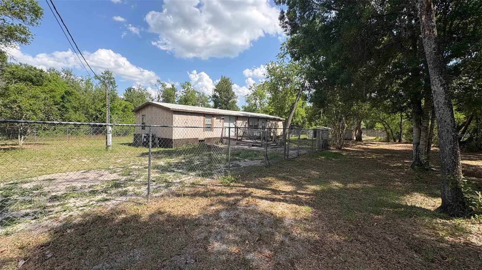 Image 3 of 15 For 17524 Valencia Drive