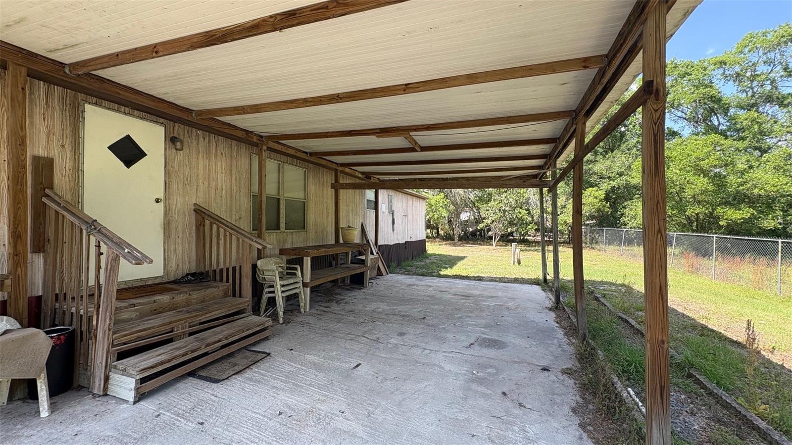 Image 7 of 15 For 17524 Valencia Drive