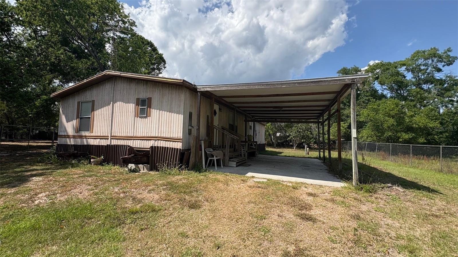 Image 8 of 15 For 17524 Valencia Drive