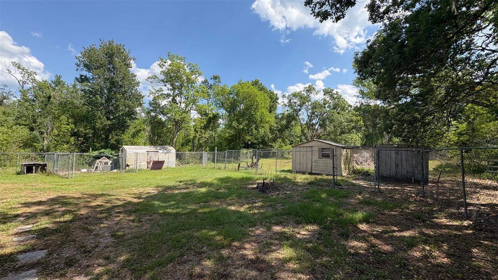 Image 9 of 15 For 17524 Valencia Drive