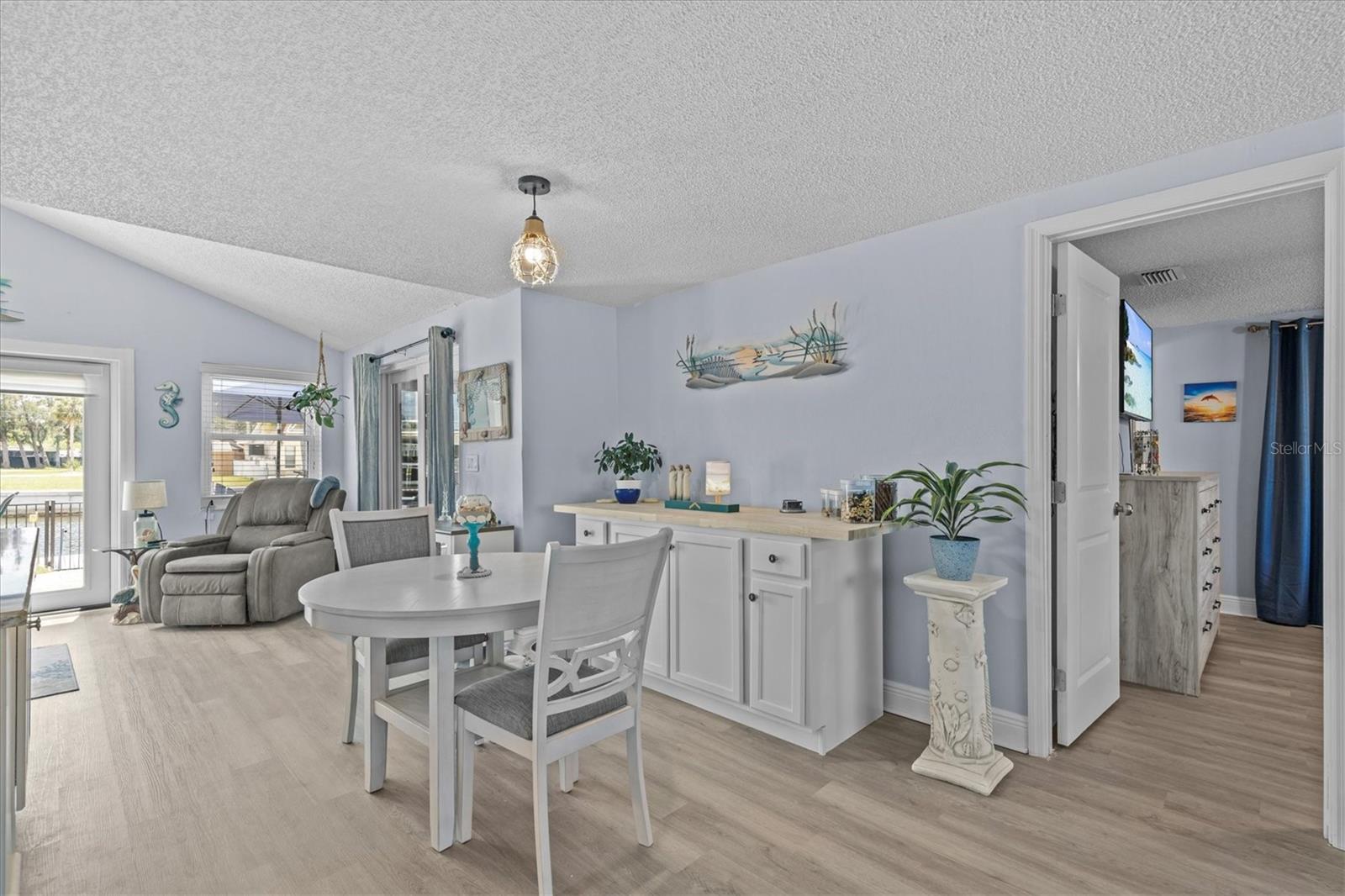 Image 15 of 53 For 7626 Hatteras Drive