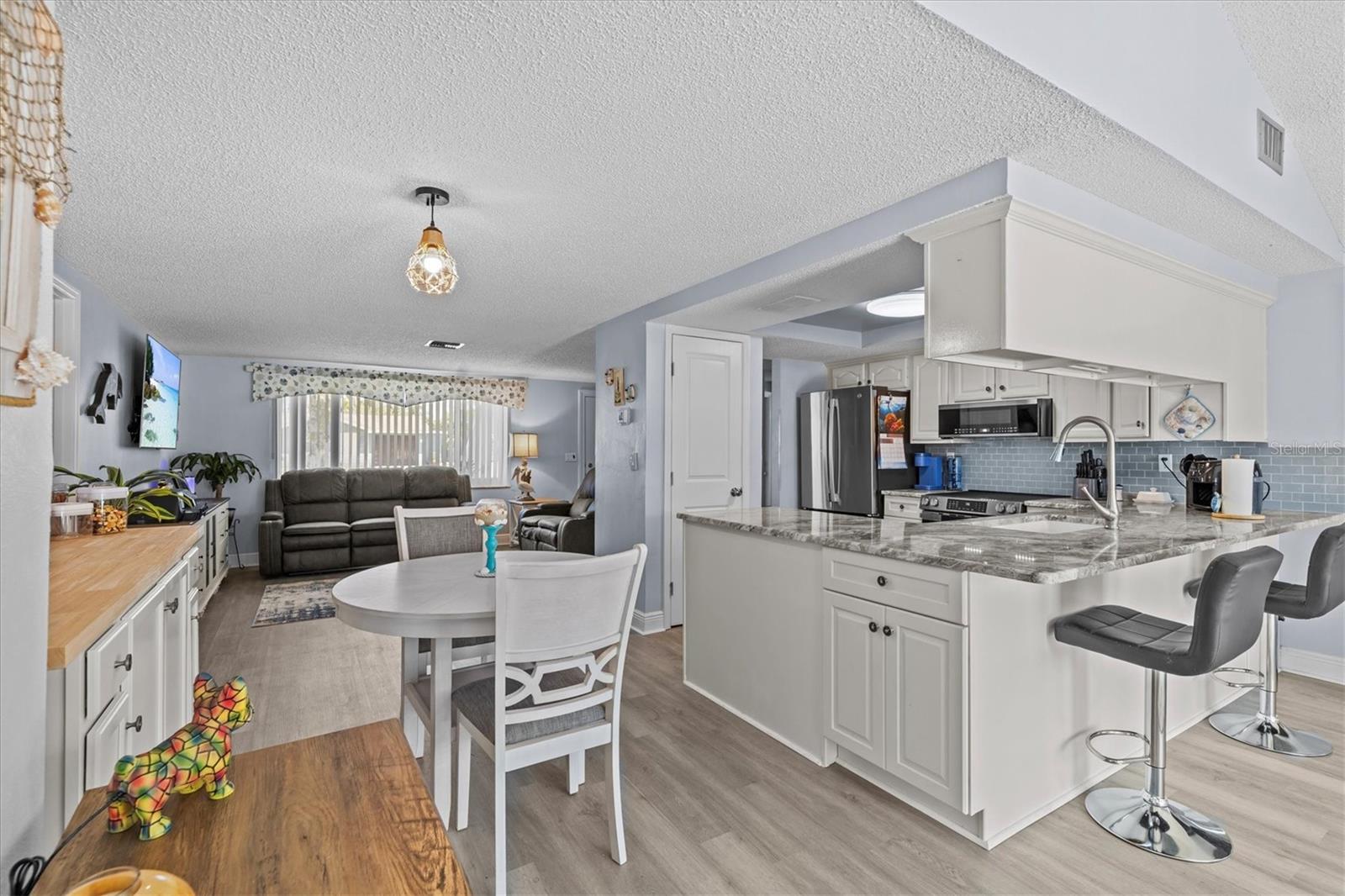 Image 16 of 53 For 7626 Hatteras Drive
