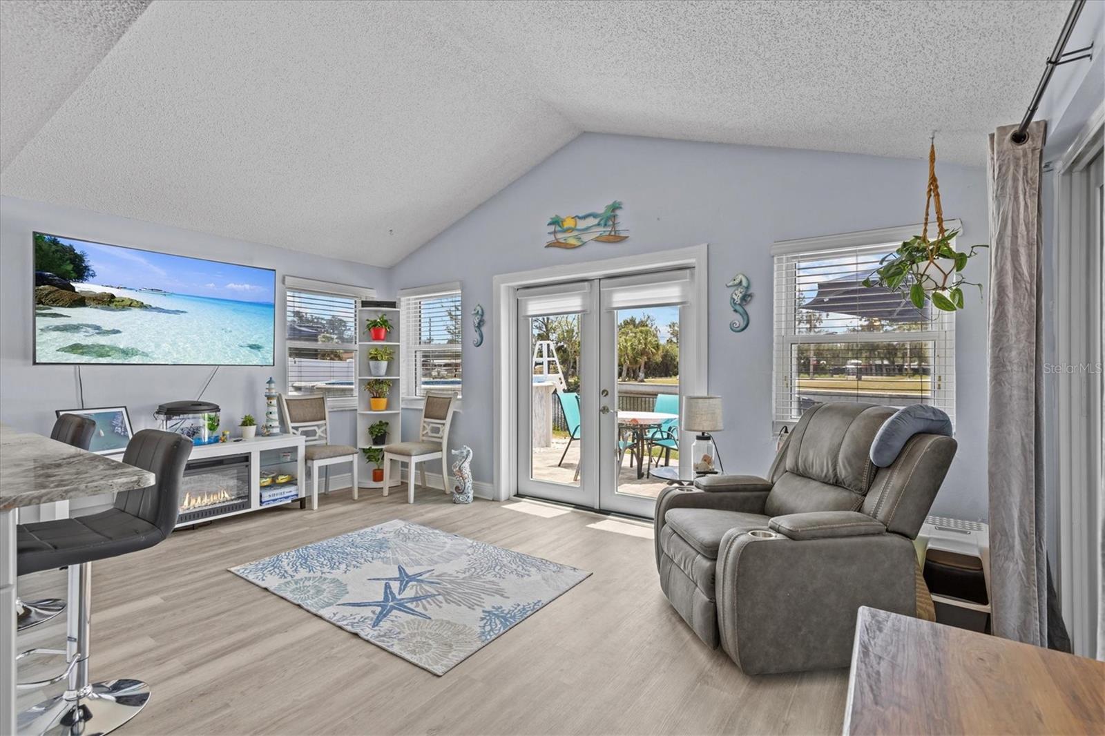 Image 17 of 53 For 7626 Hatteras Drive