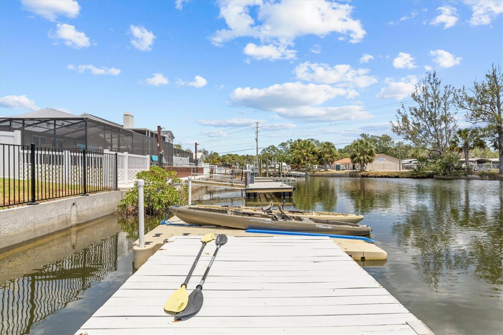 Image 41 of 53 For 7626 Hatteras Drive
