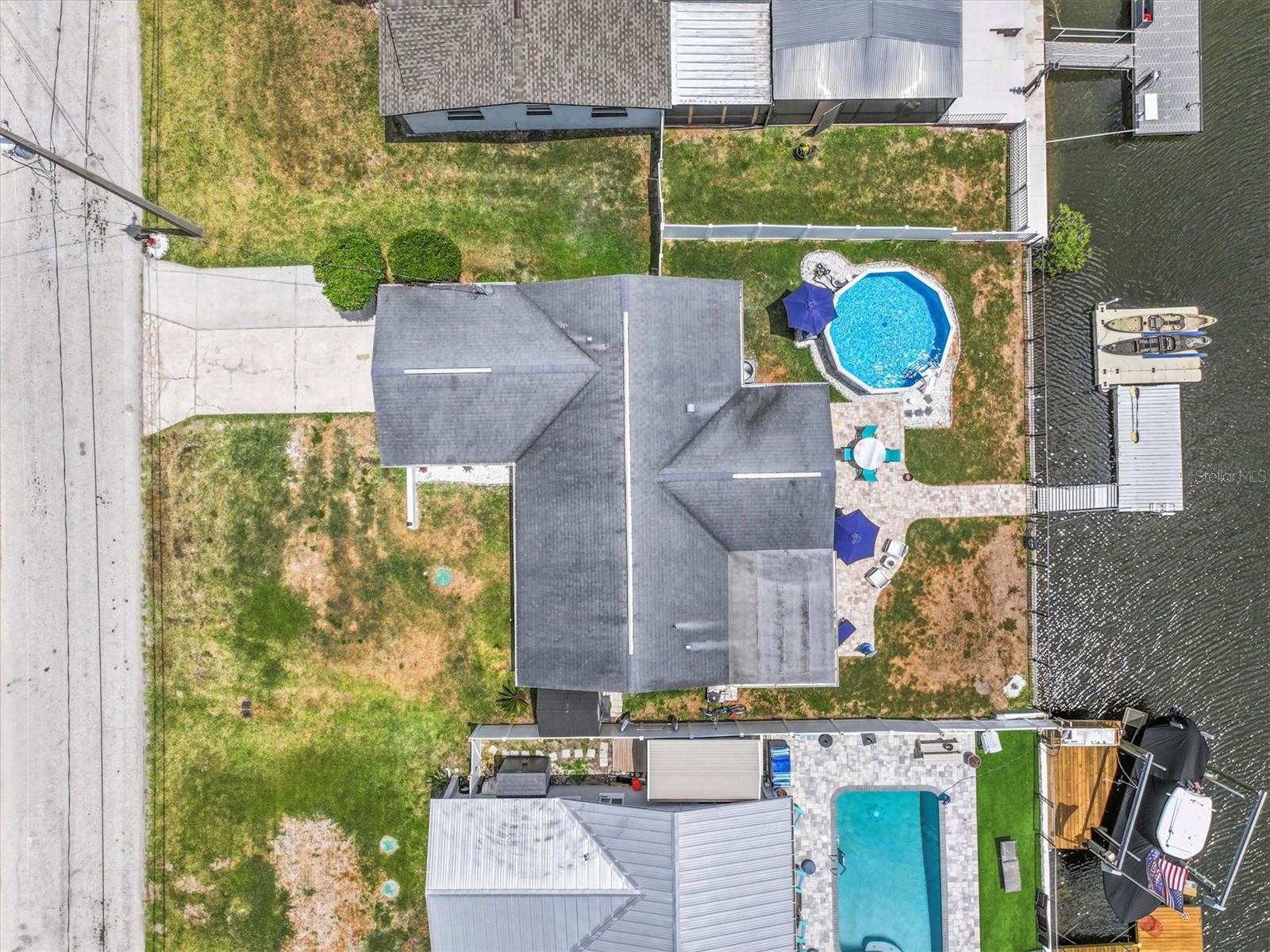 Image 8 of 53 For 7626 Hatteras Drive