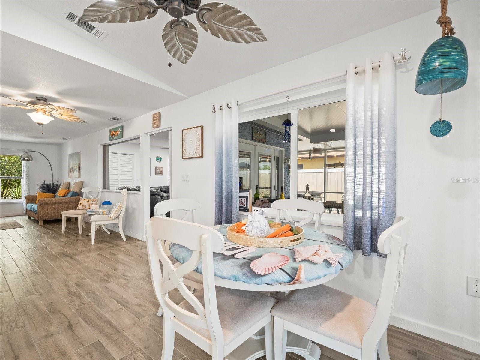 Image 21 of 78 For 4128 Camelia Drive