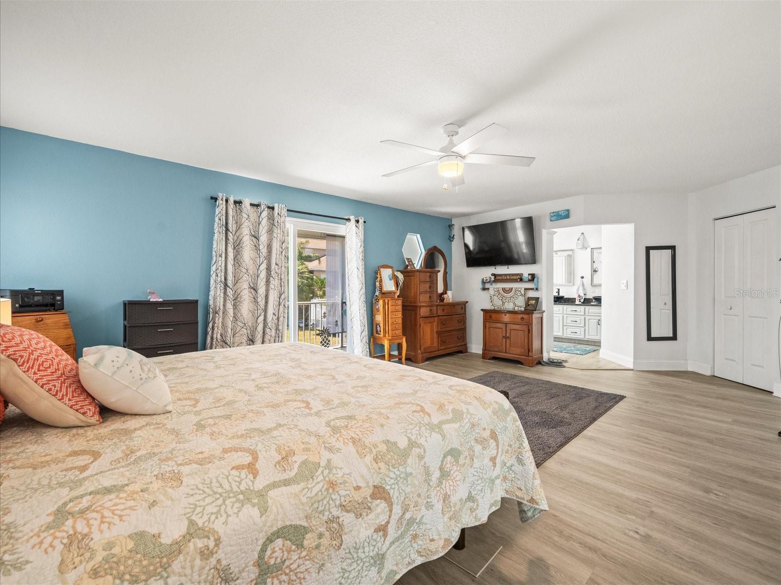 Image 40 of 78 For 4128 Camelia Drive