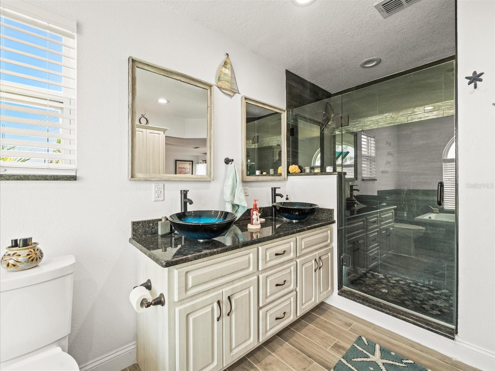 Image 43 of 78 For 4128 Camelia Drive