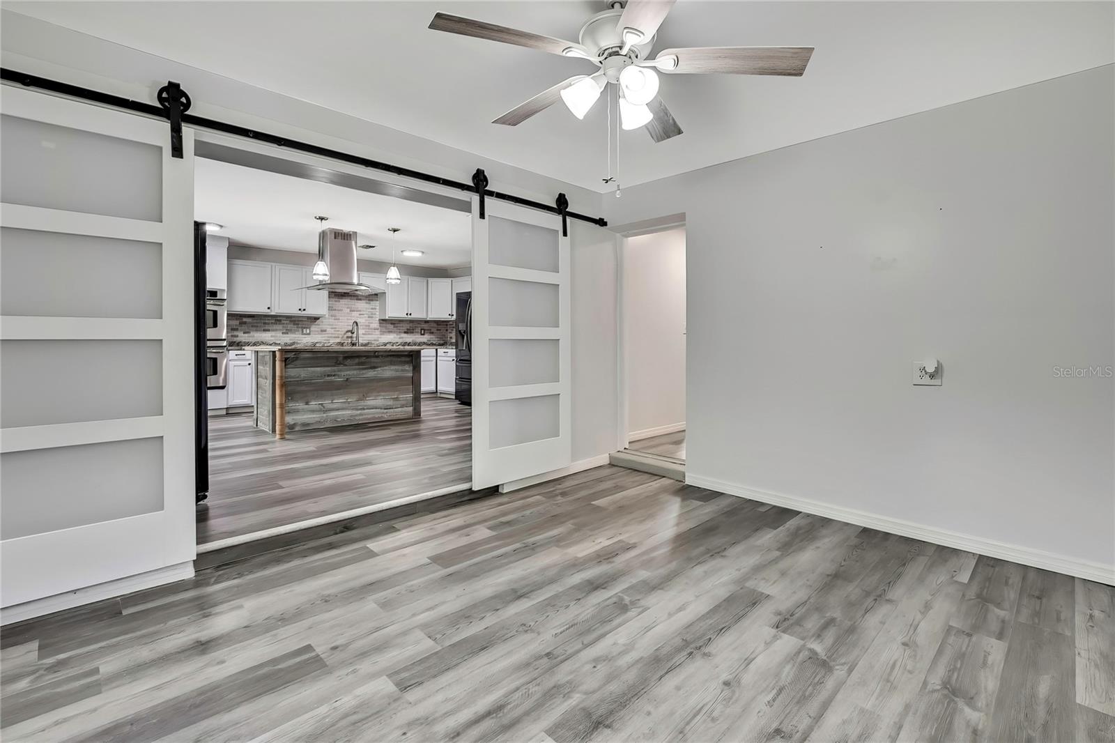 Image 7 of 35 For 5113 Cedar Lane