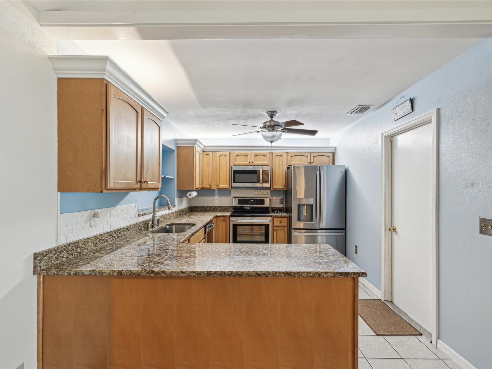 Image 10 of 65 For 11512 Yellow Birch Court