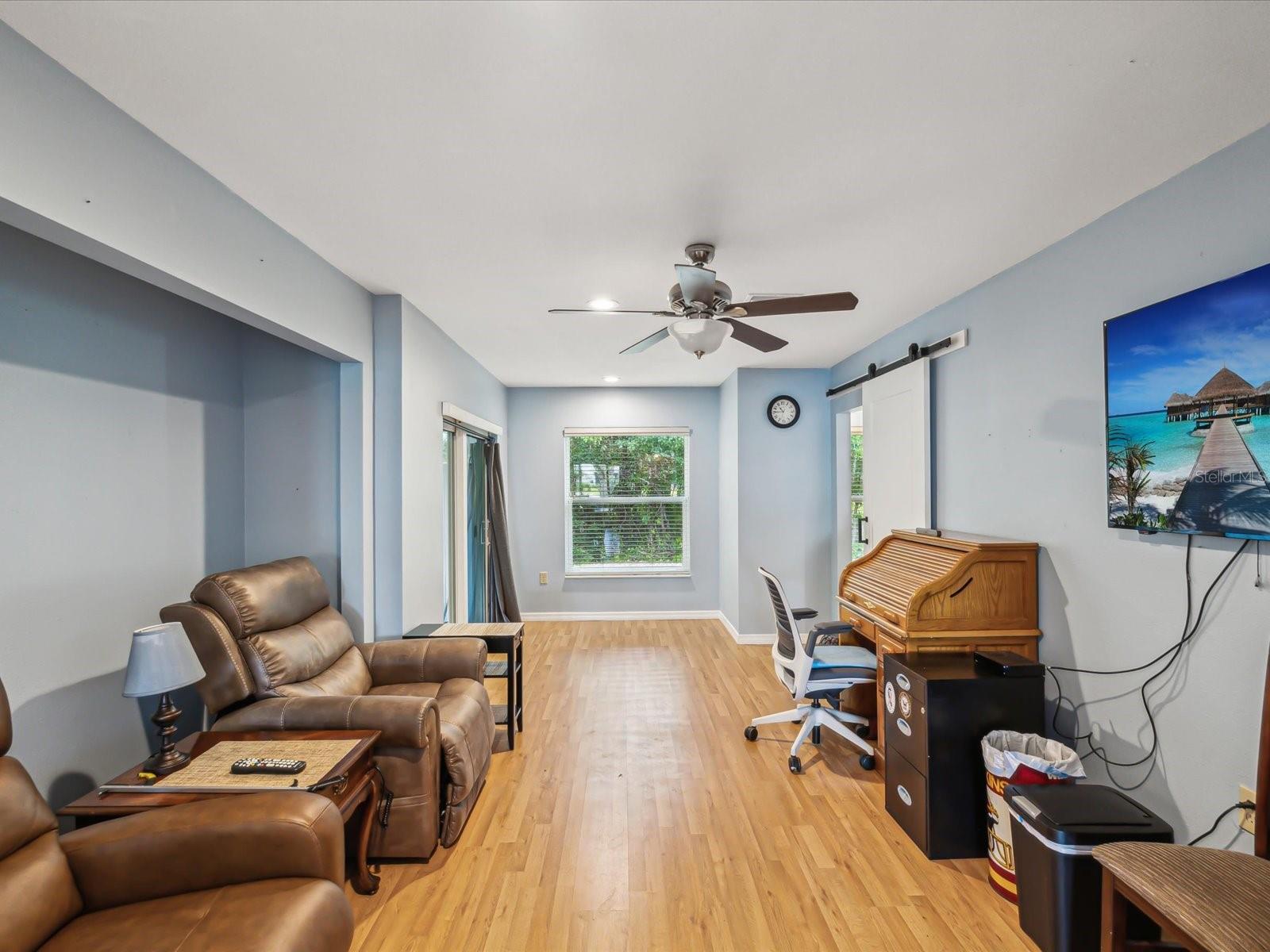 Image 17 of 65 For 11512 Yellow Birch Court