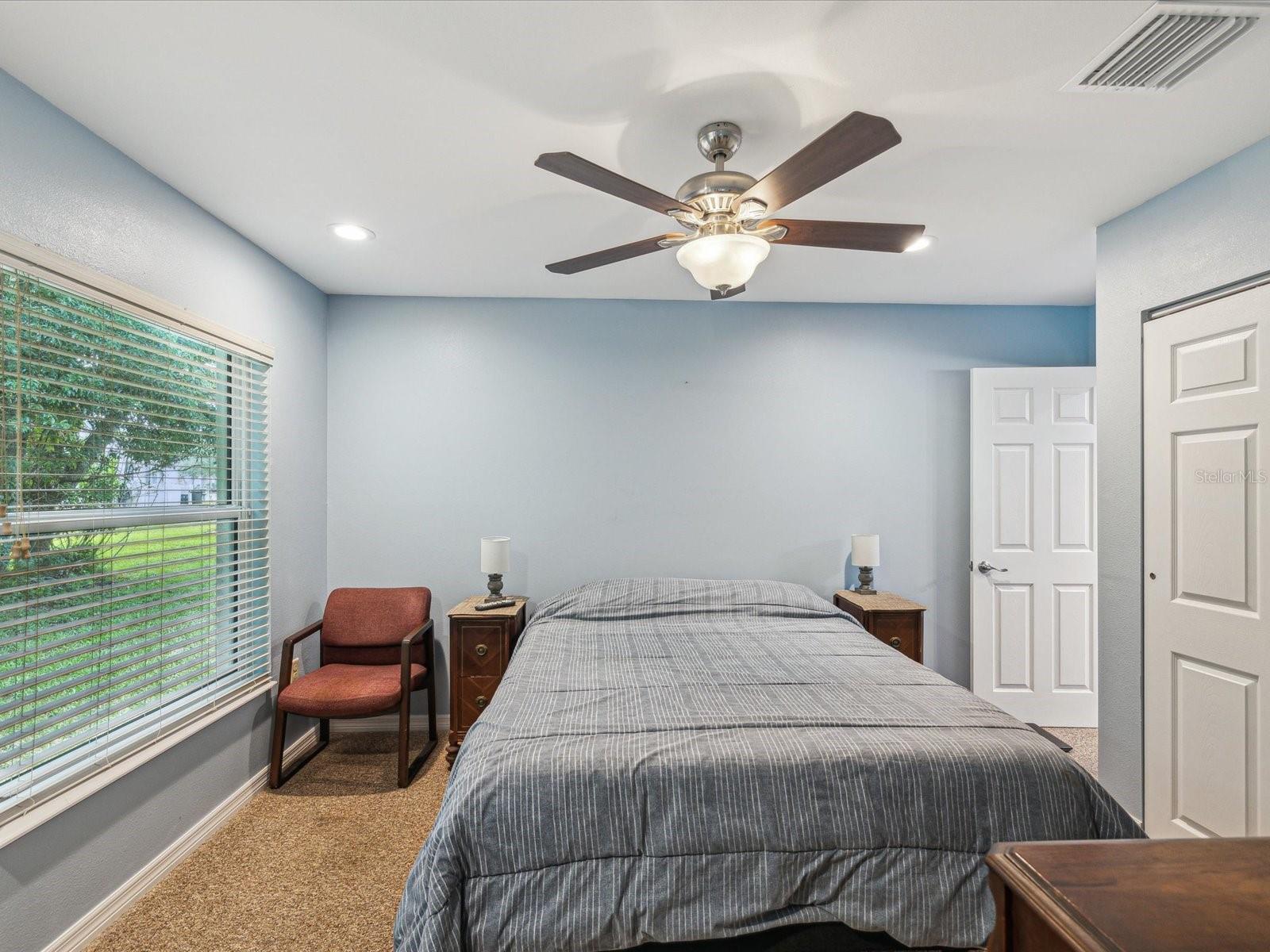 Image 21 of 65 For 11512 Yellow Birch Court