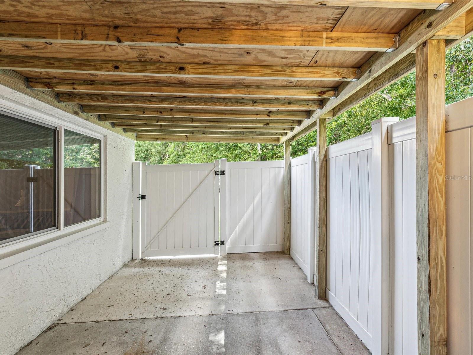 Image 32 of 65 For 11512 Yellow Birch Court