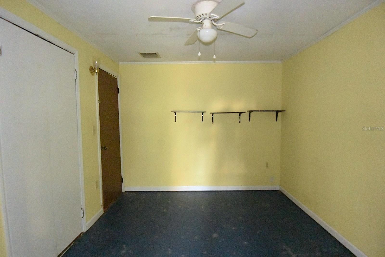 Image 30 of 53 For 7610 Anna Avenue
