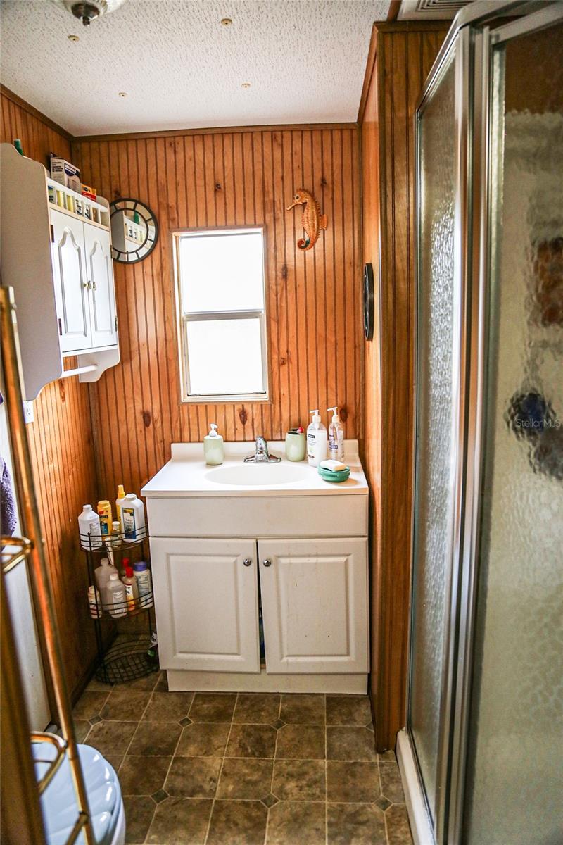 Image 12 of 20 For 29257 Glenwood Street