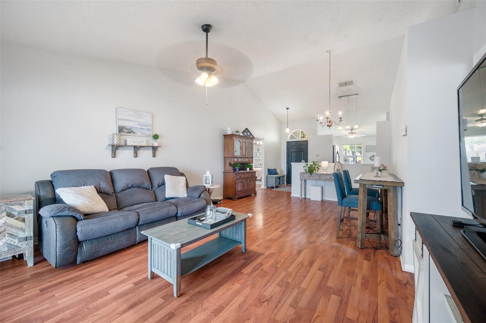 Image 20 of 63 For 1486 Loman Court