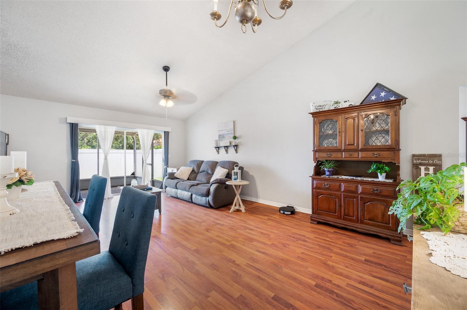 Image 23 of 63 For 1486 Loman Court
