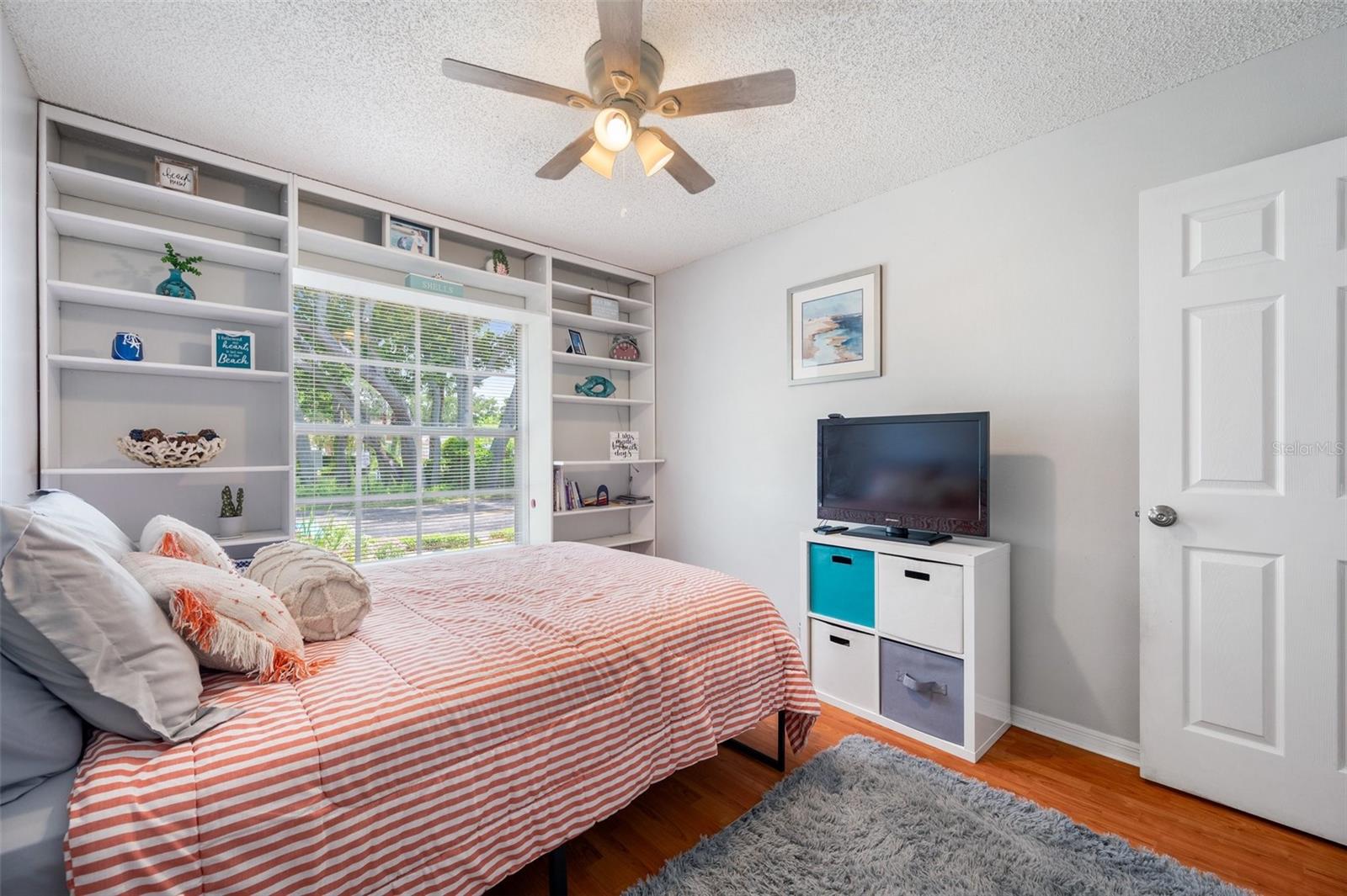 Image 35 of 63 For 1486 Loman Court