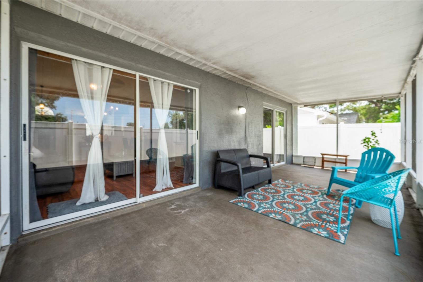 Image 42 of 63 For 1486 Loman Court