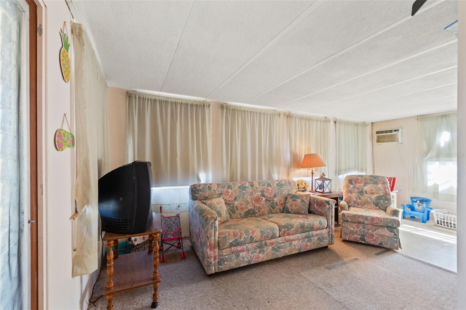Image 15 of 26 For 1810 Speck Drive