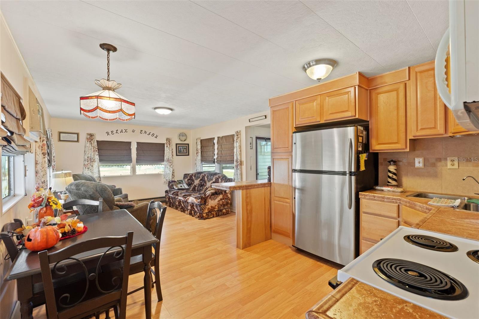 Image 2 of 26 For 1810 Speck Drive