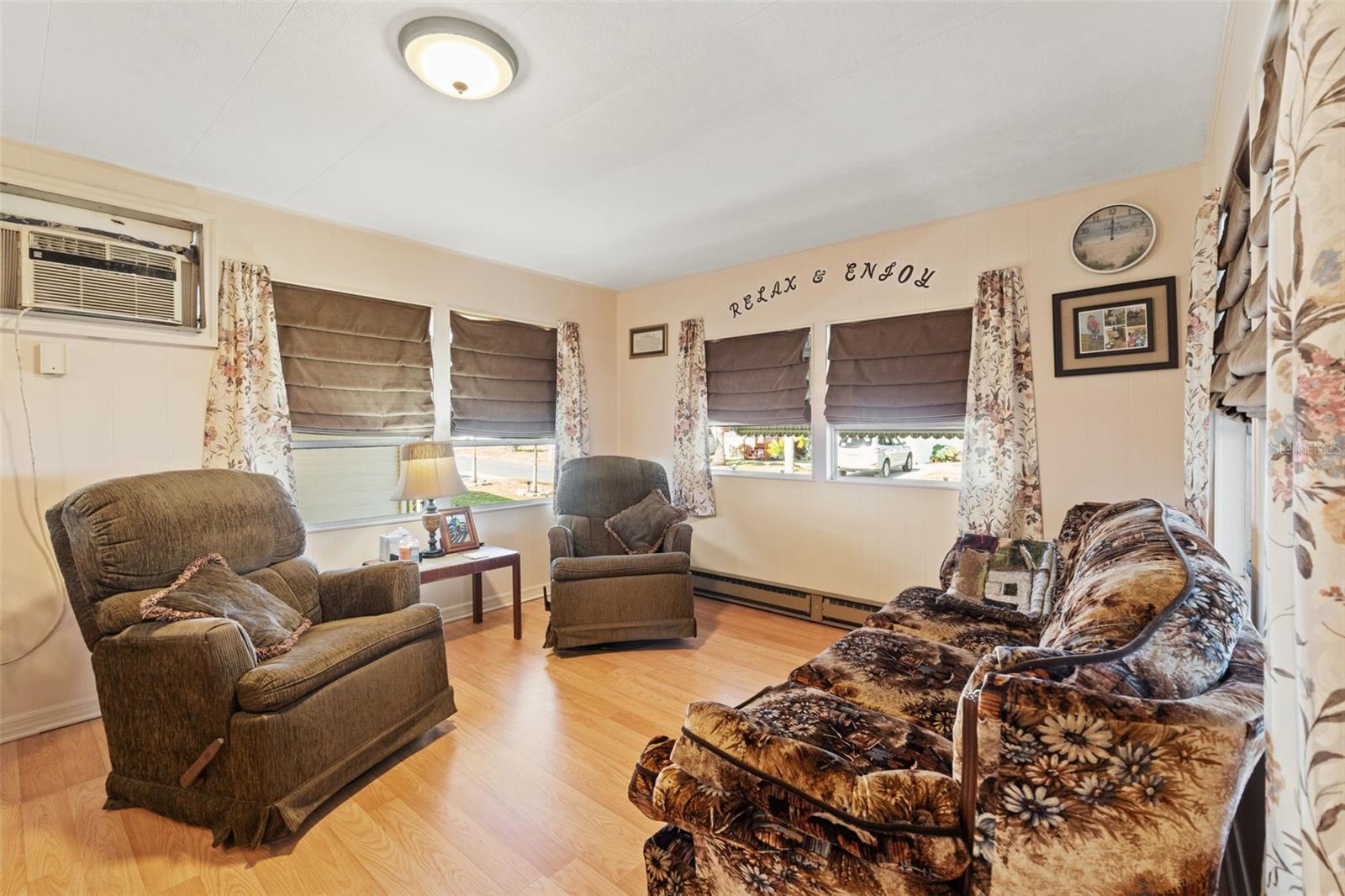 Image 4 of 26 For 1810 Speck Drive