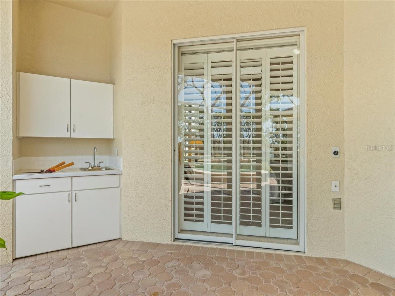 Listing photo id 43 for 9216 Tarleton Circle