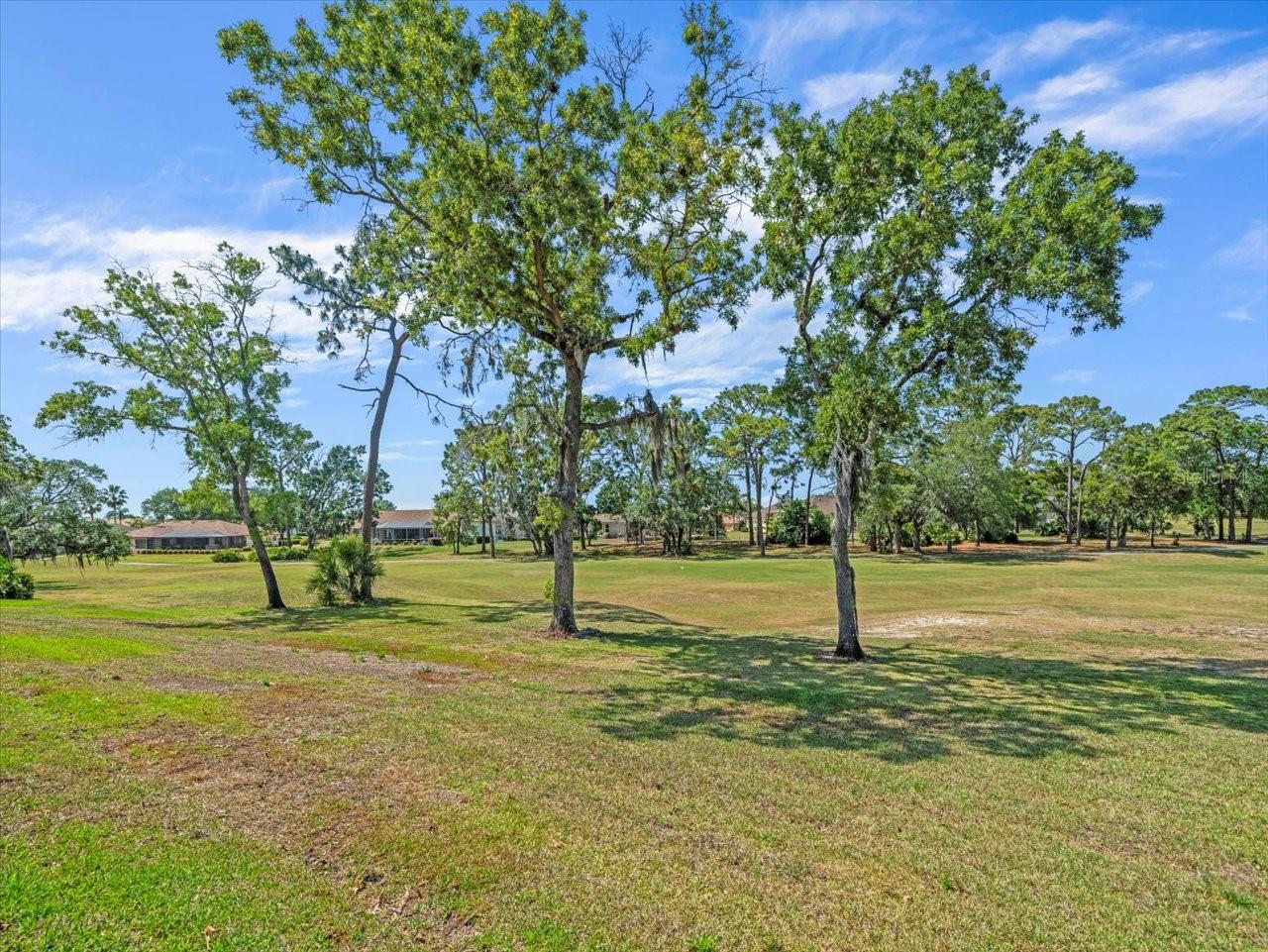 Listing photo id 50 for 9216 Tarleton Circle