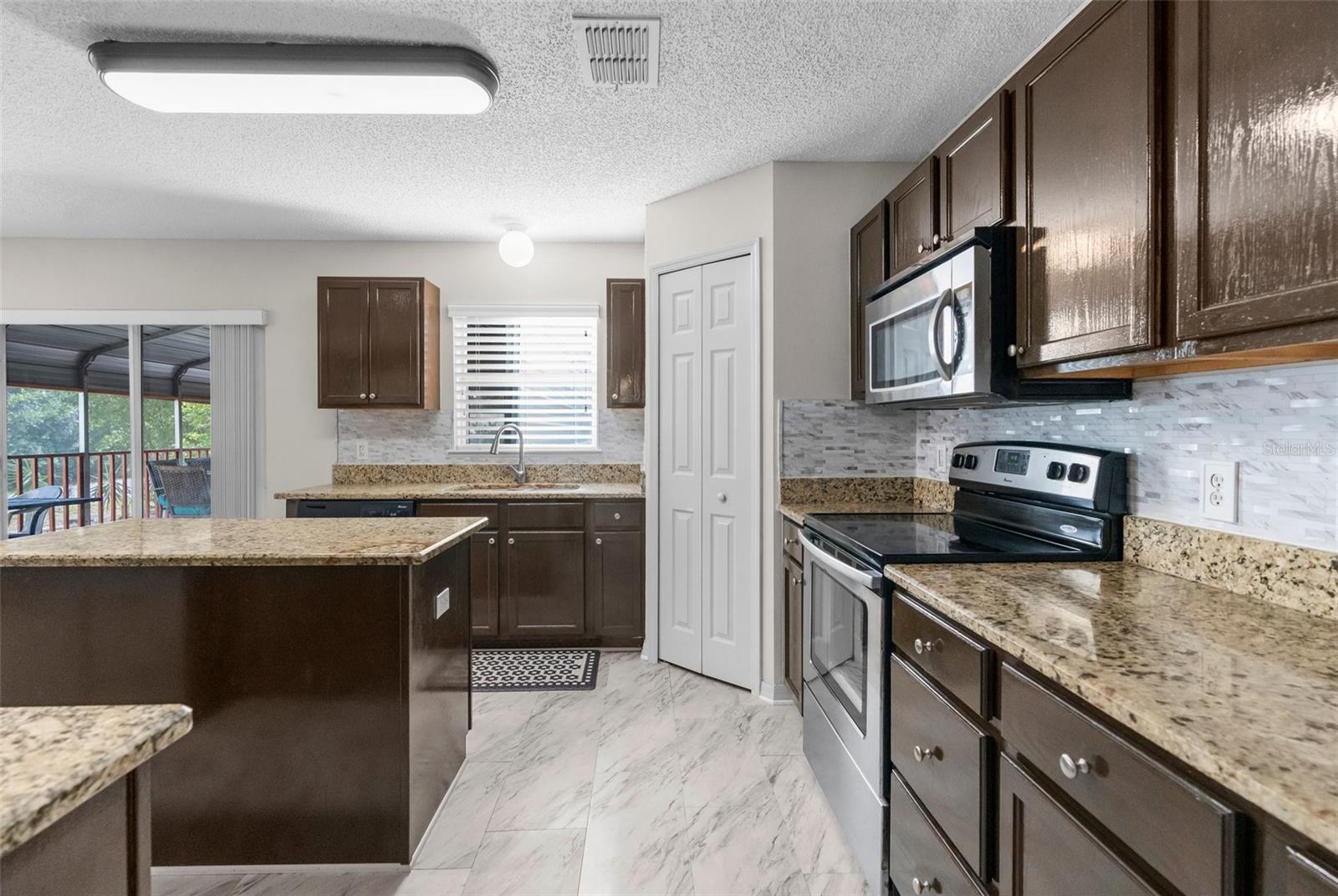 Image 13 of 43 For 6440 Curtiss Lane
