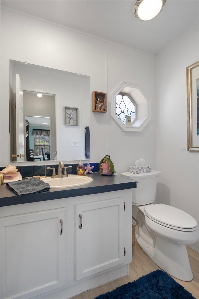Image 32 of 61 For 20334 Woodside Street