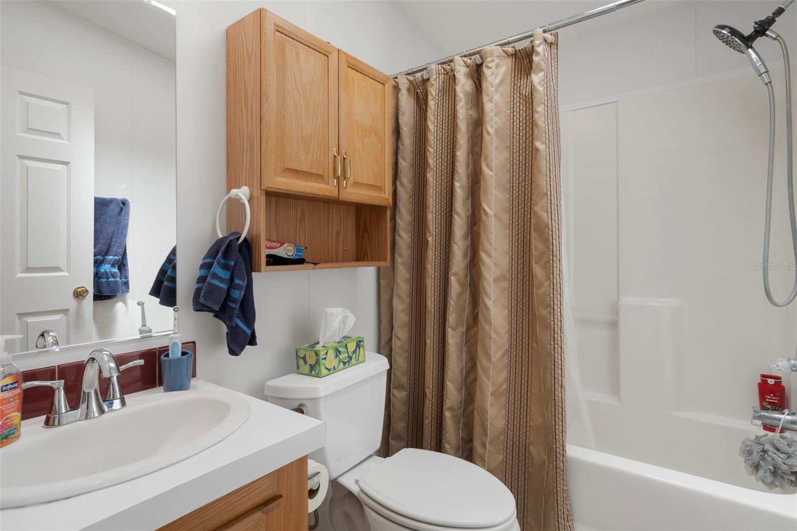 Image 44 of 61 For 20334 Woodside Street