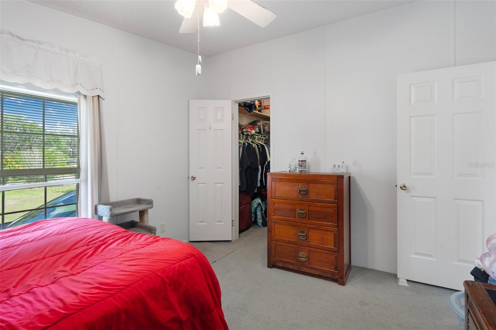 Image 47 of 61 For 20334 Woodside Street