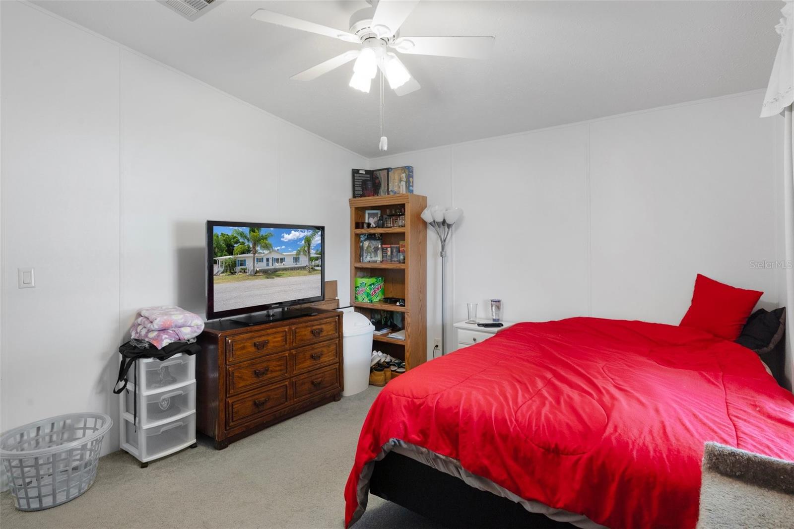 Image 48 of 61 For 20334 Woodside Street
