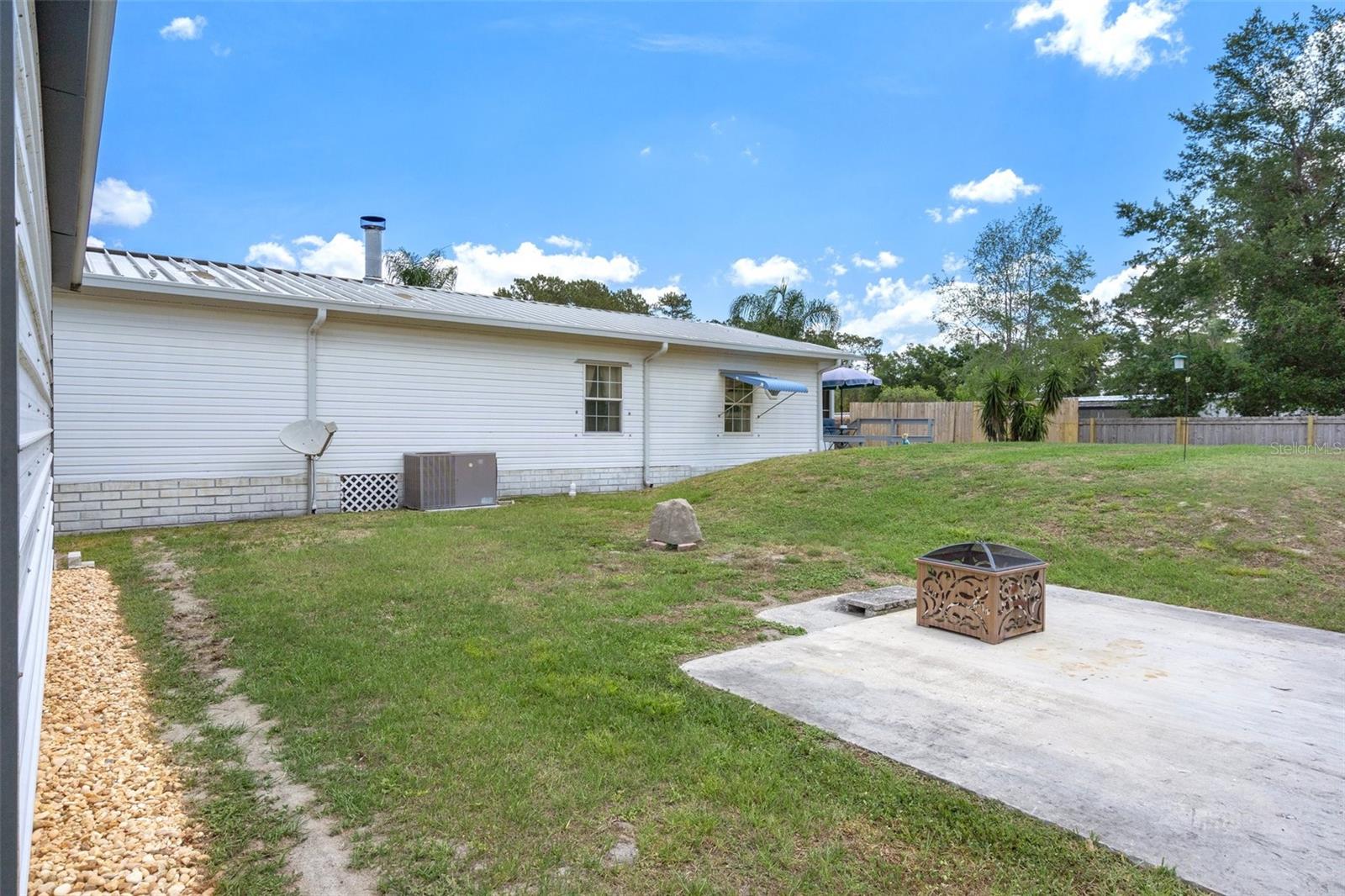 Image 53 of 61 For 20334 Woodside Street