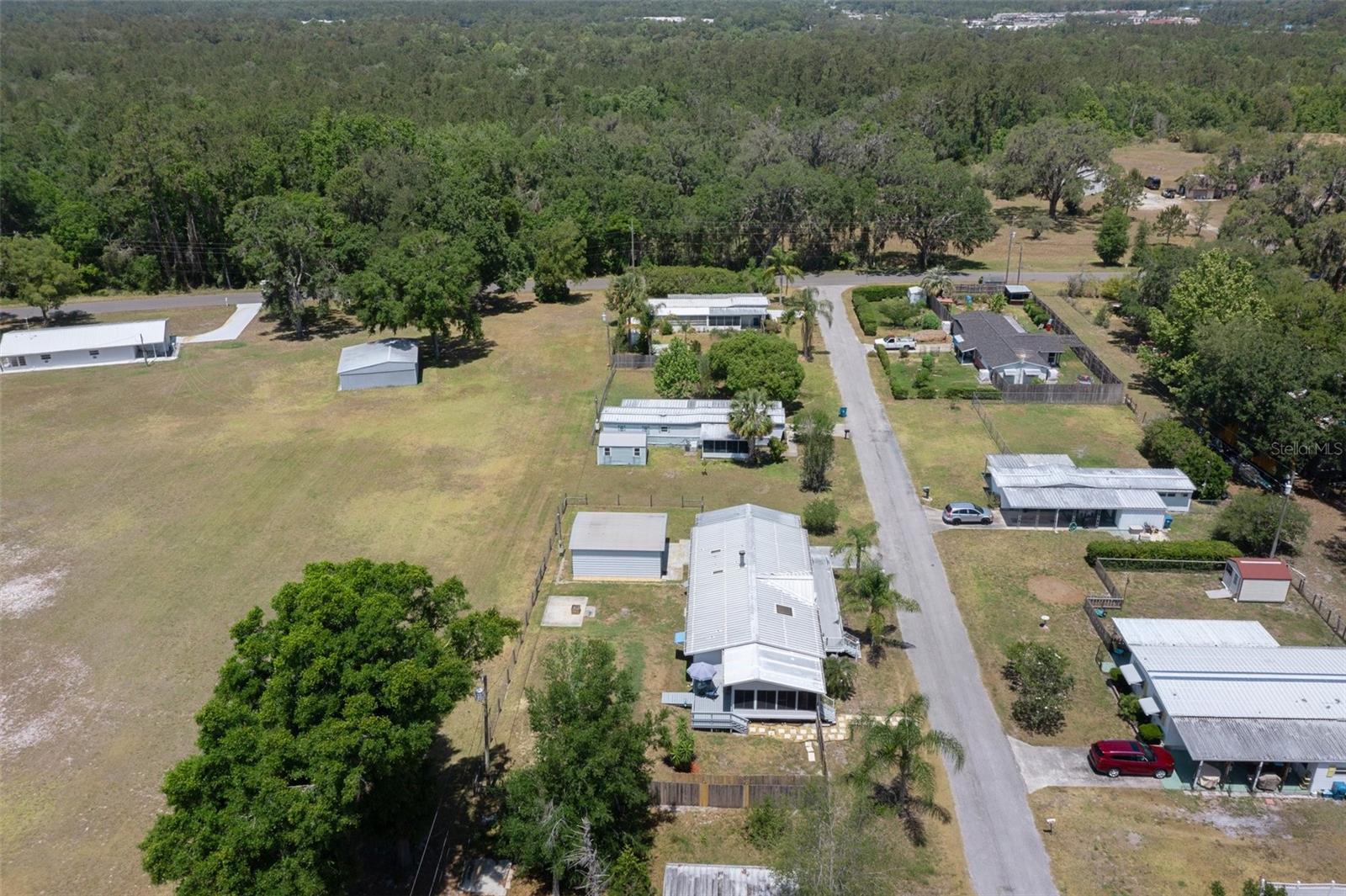 Image 9 of 61 For 20334 Woodside Street