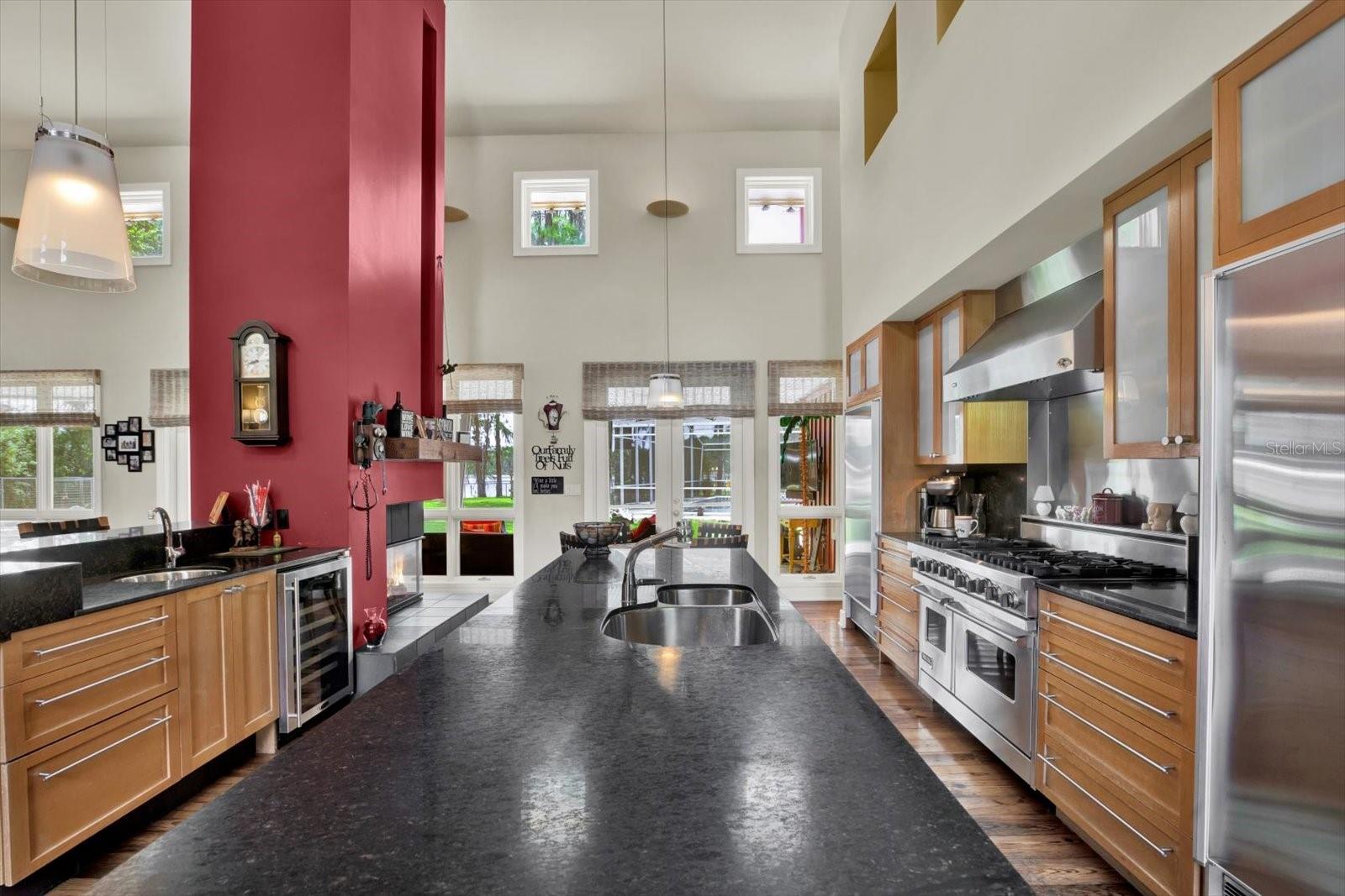 Listing photo id 9 for 4541 School Road