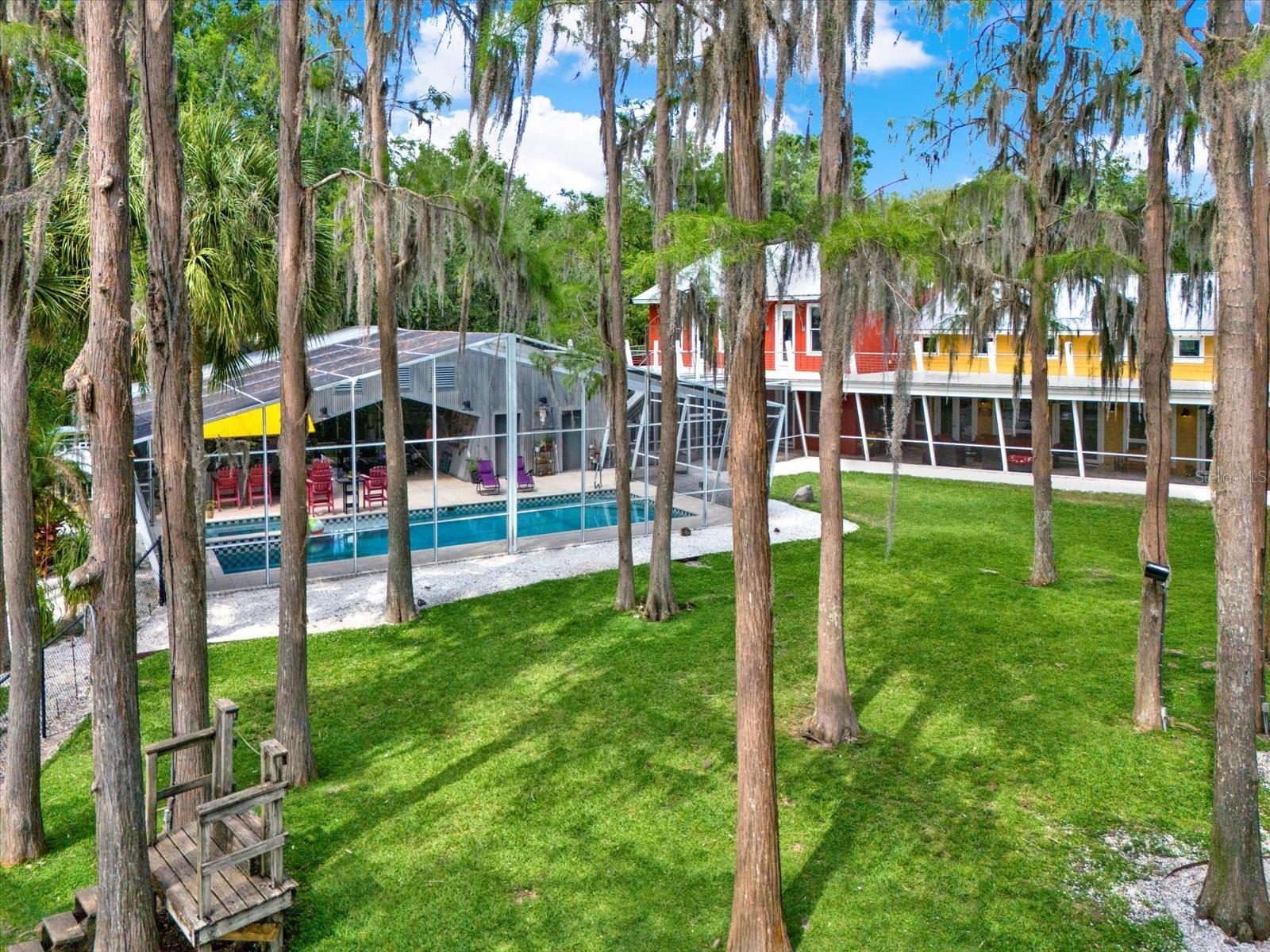 Listing photo id 55 for 4541 School Road