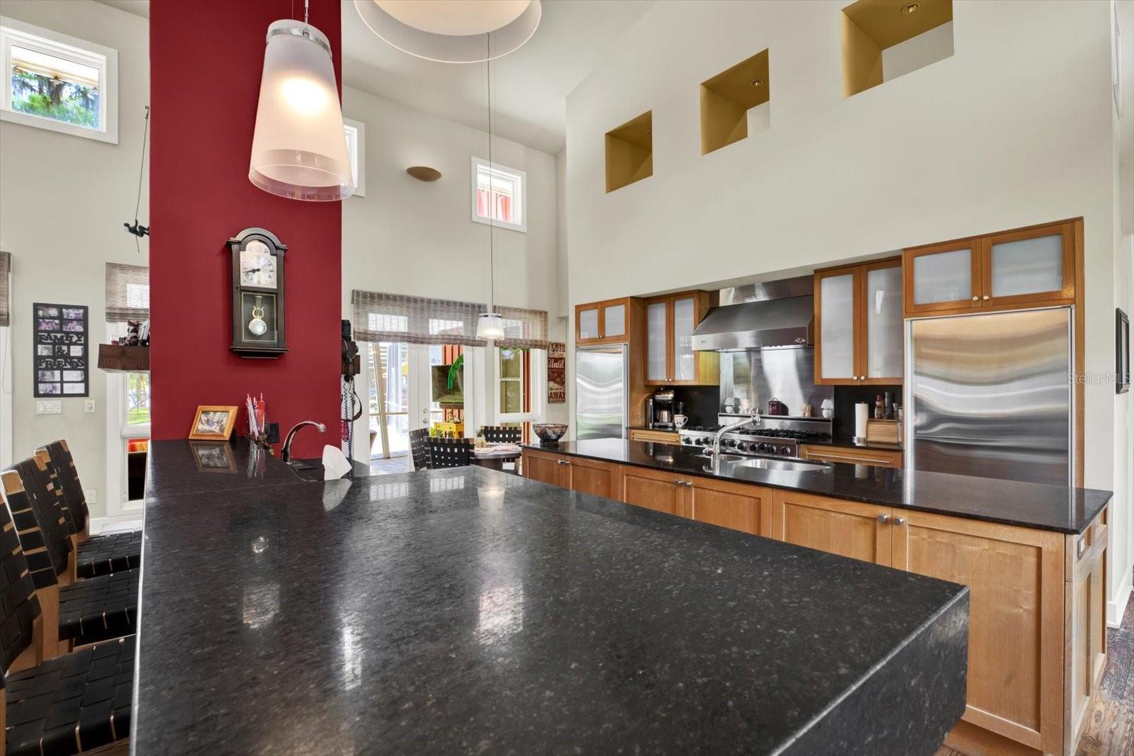 Listing photo id 7 for 4541 School Road