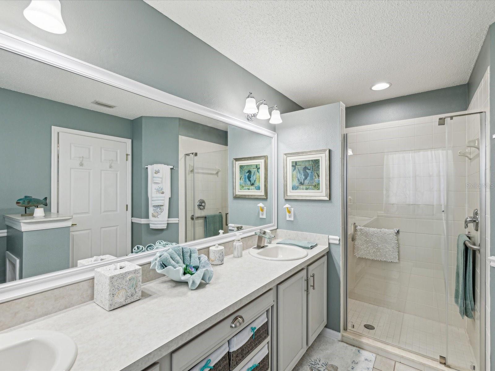Image 31 of 62 For 11342 Hollander Avenue