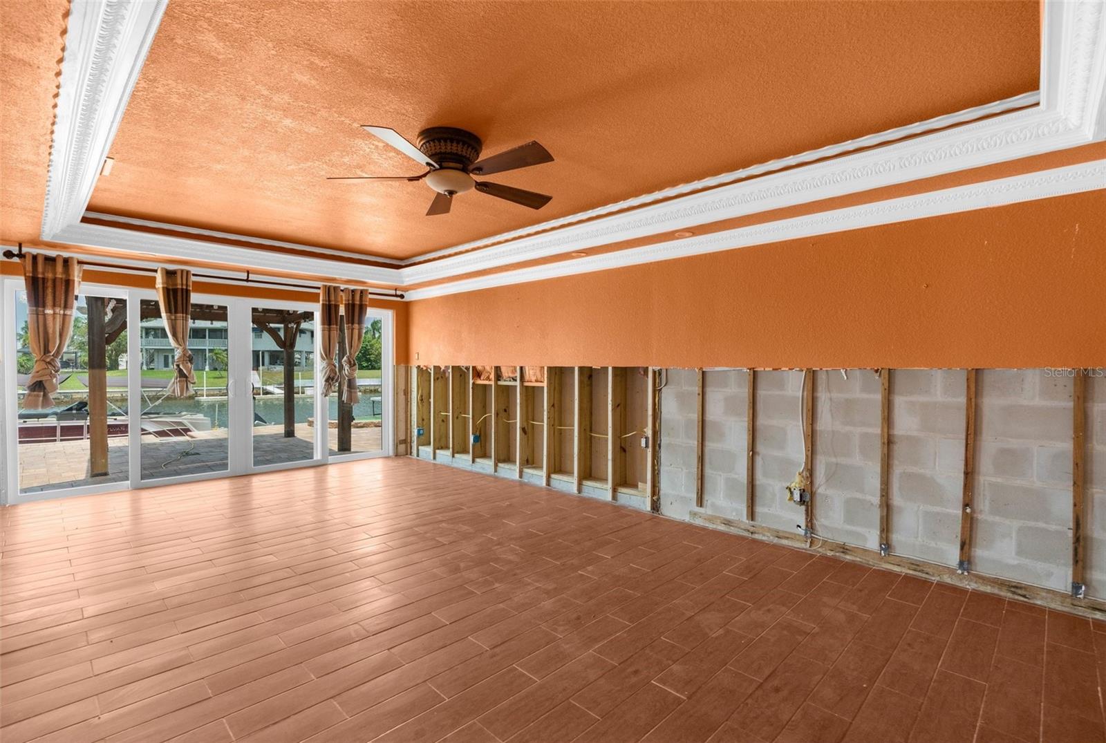 Image 27 of 37 For 3361 Gulfview Drive