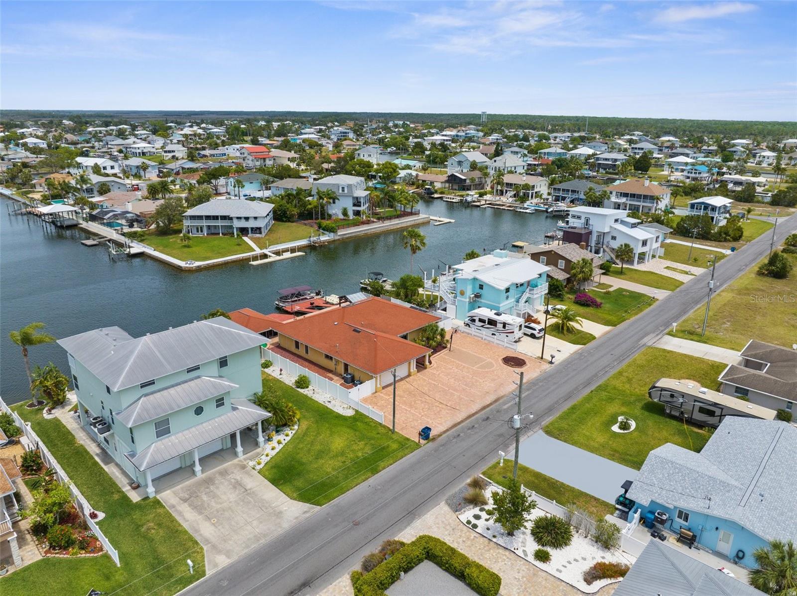 Image 4 of 37 For 3361 Gulfview Drive
